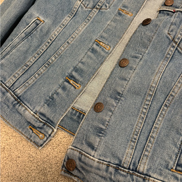 Levi’s Original Trucker Jacket (Women) - Picture 4 of 8